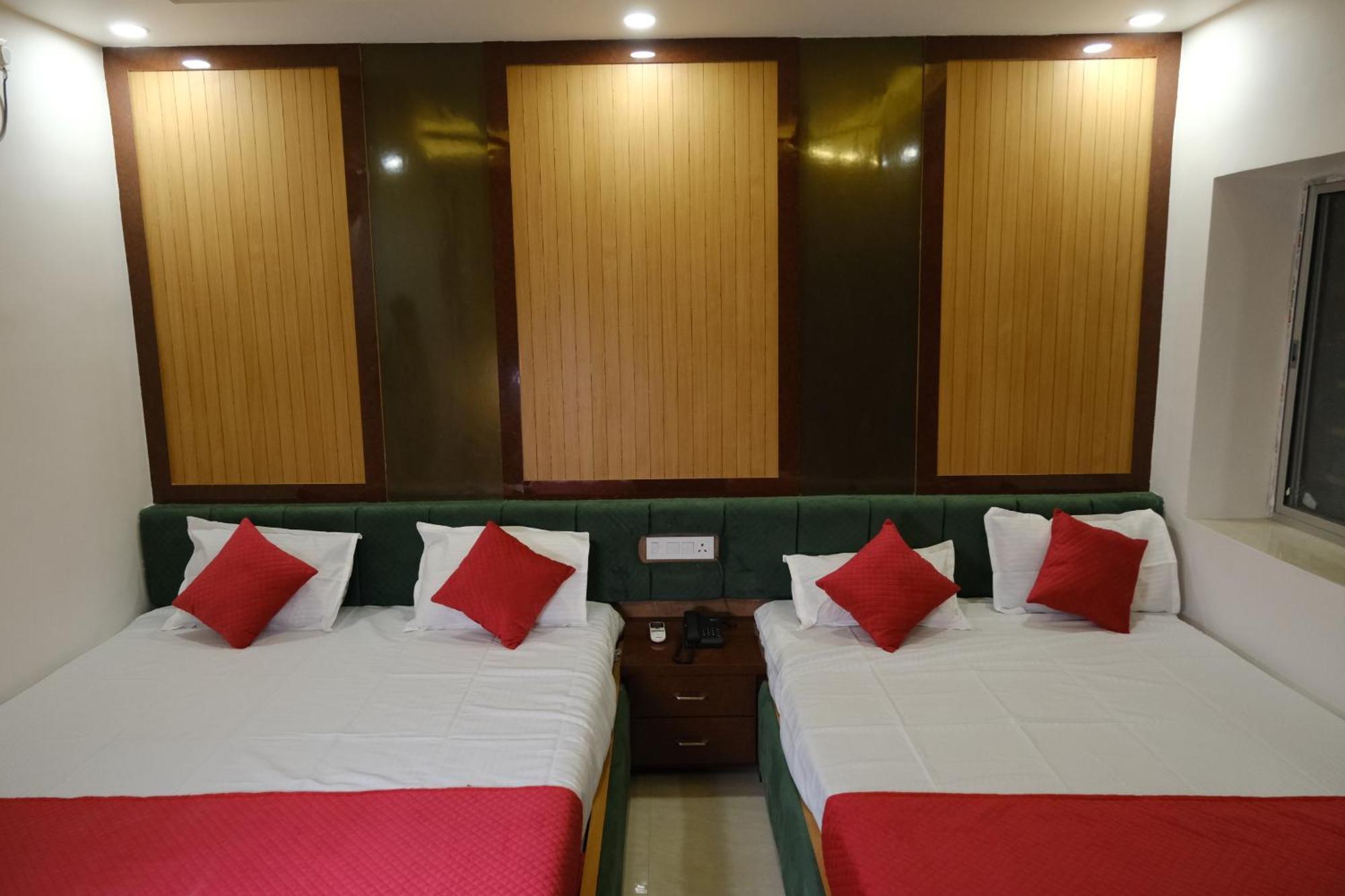 Hotel Golden Continental 德奥加尔 外观 照片