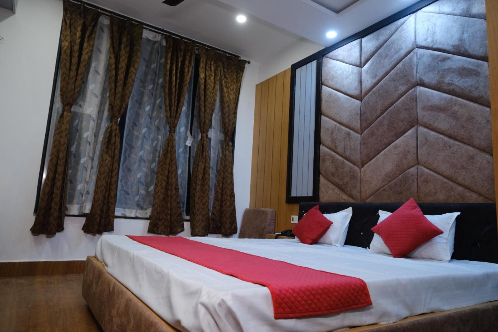 Hotel Golden Continental 德奥加尔 外观 照片
