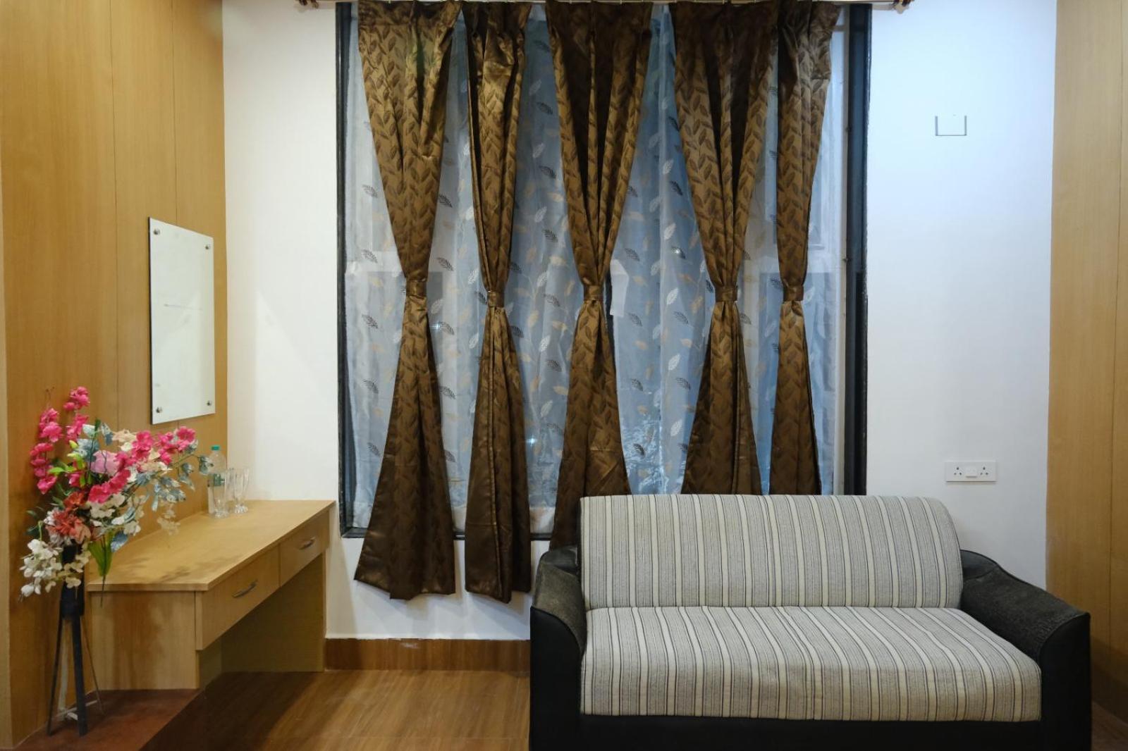 Hotel Golden Continental 德奥加尔 外观 照片
