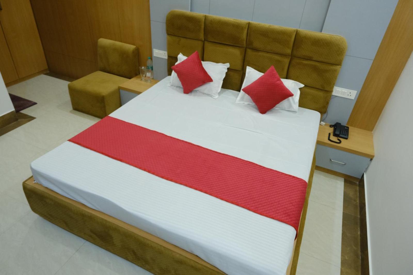 Hotel Golden Continental 德奥加尔 外观 照片
